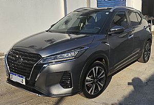 Kicks Exclusive 1.6 Automático Flex 2022/2022 em Várzea Grande - MT