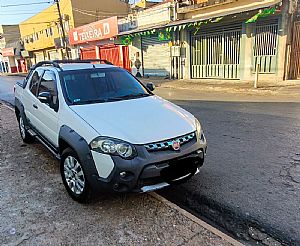 Strada Adventure Cd 1.8 Flex 2014/2015 em Várzea Grande - MT