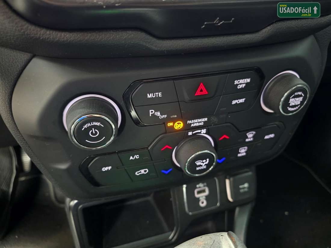 JEEP Renegade Longitude 1.8 4x2 Automático Flex 2021/2021 — foto 17 de 27