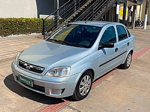 Corsa Sedan Maxx 1.4 4p Econoflex 2008/2009 em Cuiabá - MT
