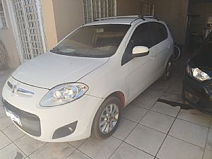 Palio Attractive 1.0 Evo Fire Flex 5p 2013/2014 em Várzea Grande - MT