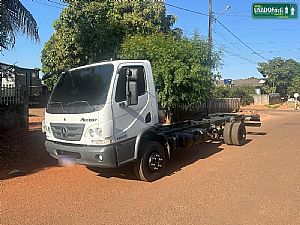 Mercedes Accelo 1017 4x2 2p Diesel E6 2023/2024 em Brasnorte - MT