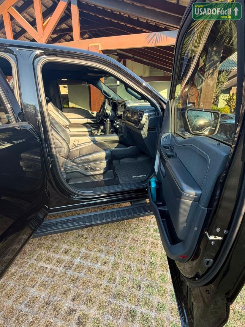 FORD F-150 Lariat Black 4x4 5.0 V8 2025/2025 — foto 9 de 15