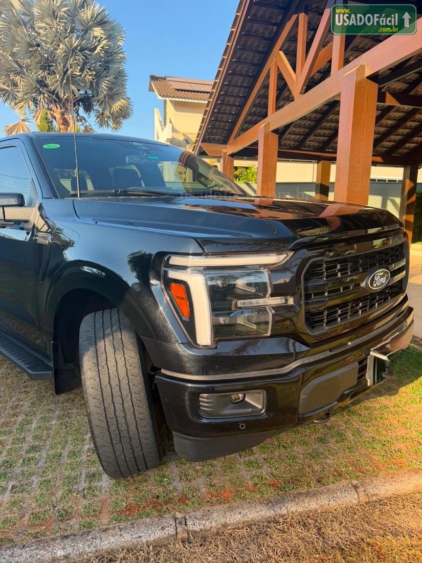 FORD F-150 Lariat Black 4x4 5.0 V8 2025/2025 — foto 10 de 15
