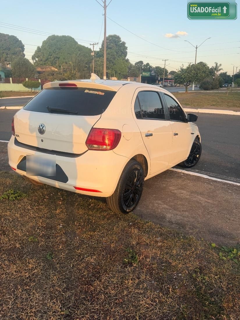 VOLKSWAGEN Gol 1.0 Mi 4P Total Flex 2013/2014 — foto 11 de 13