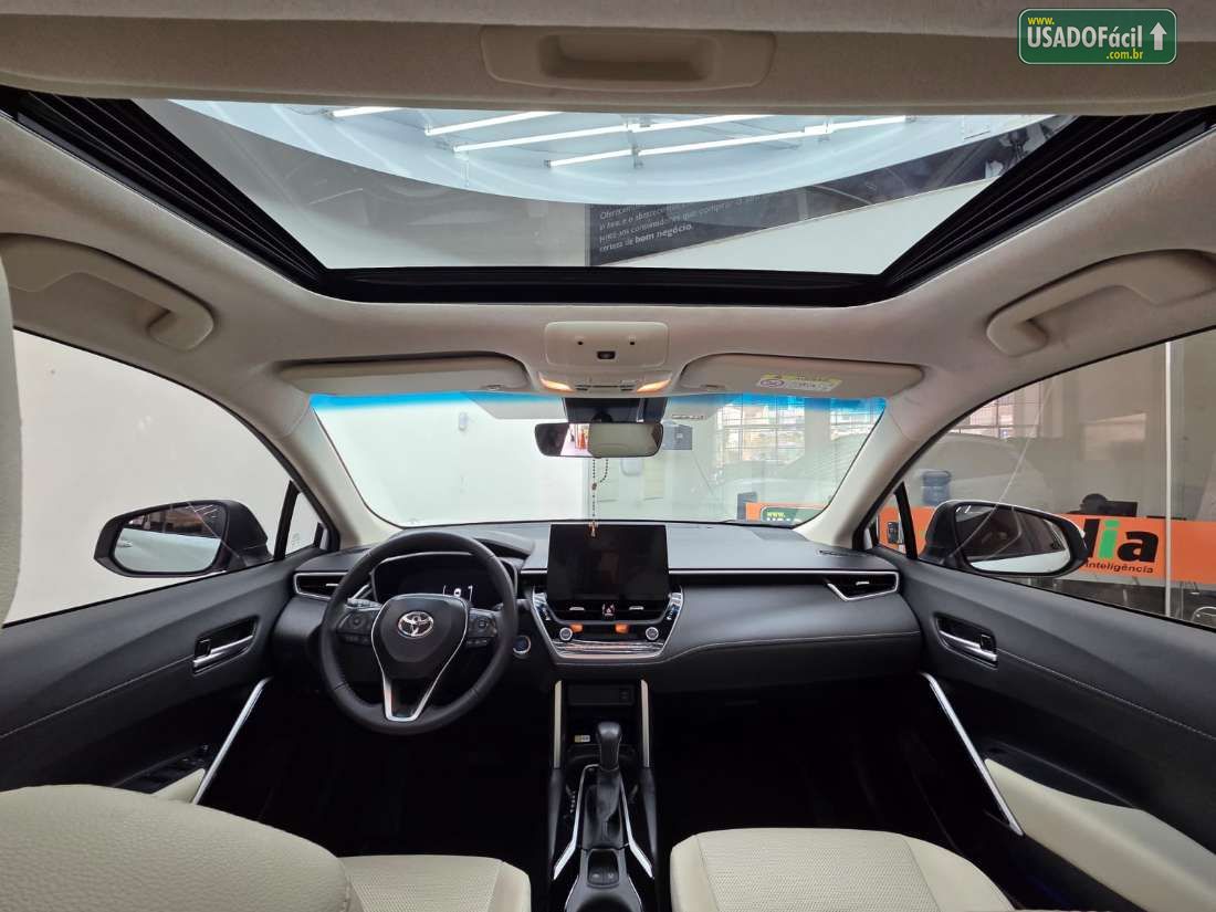 TOYOTA Corolla Cross XRX 1.8 Automático Híbrido 2025/2026 — foto 9 de 33