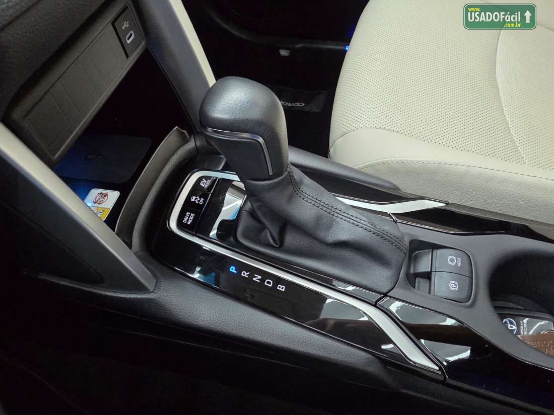 TOYOTA Corolla Cross XRX 1.8 Automático Híbrido 2025/2026 — foto 17 de 33