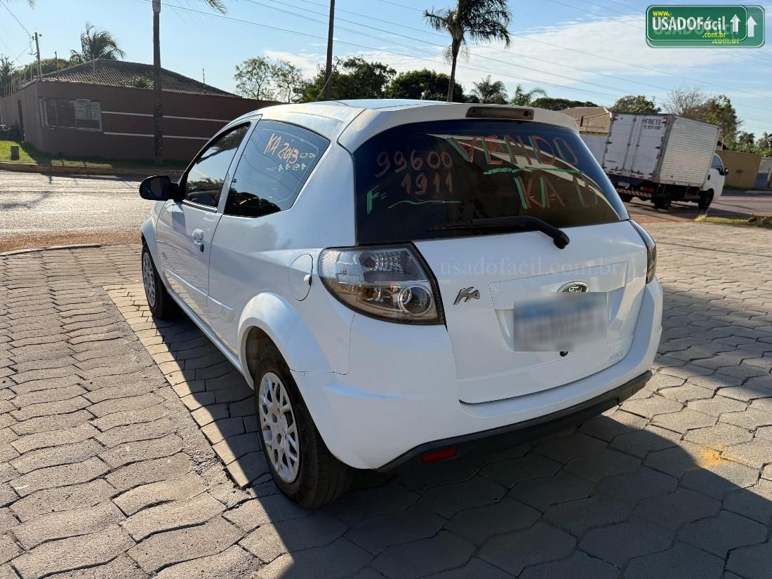 FORD Ka Hatch 1.0 Flex 3P class 2013/2013 — foto 4 de 10