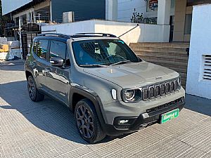 Renegade S T270 1.3 Turbo 4x4 Automático Flex 2022/2022 em Cuiabá - MT
