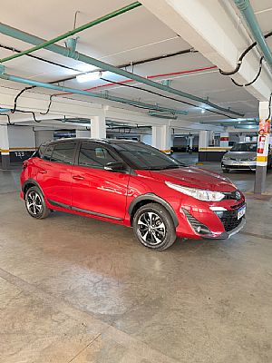 Yaris Hatch X-way Connect 1.5 Automático Flex 2022/2022 em Cuiabá - MT