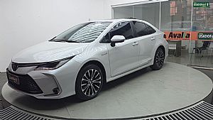 Corolla Altis Premium Hybrid 1.8 Automático Flex 2023/2024 em Cuiabá - MT