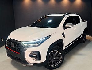 Strada Ultra Cd 1.0 Turbo Automático Flex 2023/2024 em Várzea Grande - MT