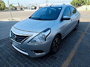 Versa Unique 1.6 Automático Flexstart 2016/2017 em Cuiabá - MT