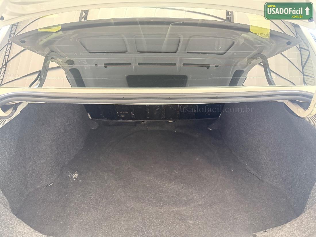 VOLKSWAGEN Voyage Trendline 1.6 Total Flex 2015/2016 — foto 8 de 13