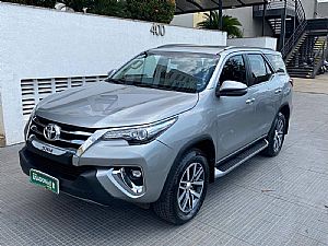 Hilux Sw4 Srx 2.8 4x4 Tdi Automático Diesel 2019/2019 em Cuiabá - MT