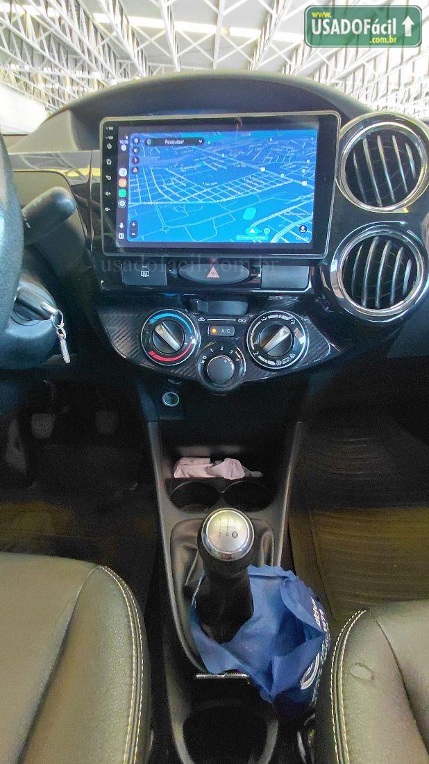 TOYOTA Etios Sedan XLS 1.5 Mecânico Flex 2014/2015 — foto 9 de 15
