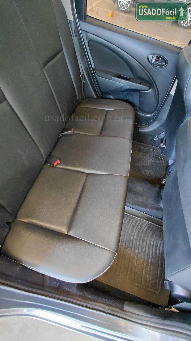 TOYOTA Etios Sedan XLS 1.5 Mecânico Flex 2014/2015 — foto 12 de 15