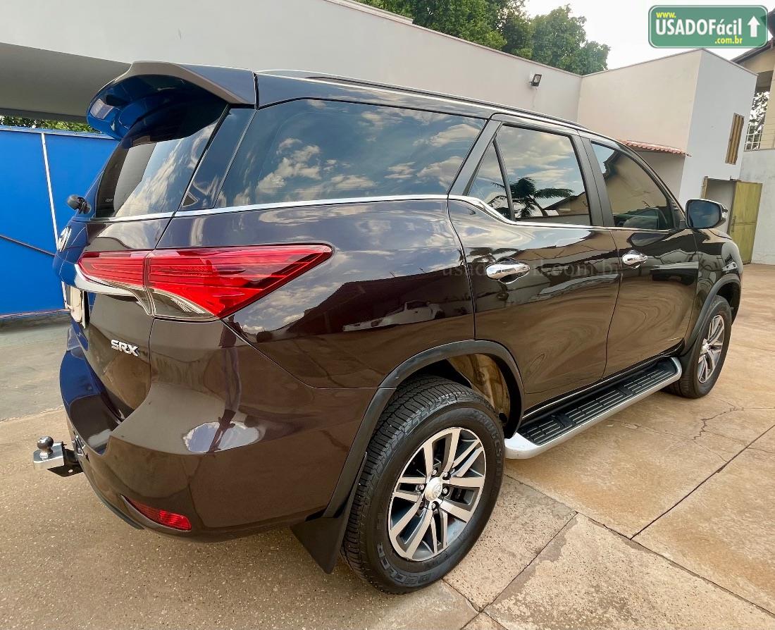 TOYOTA Hilux SW4 SRX 2.8 4x4 TDI Automático Diesel 2016/2016 — foto 5 de 9