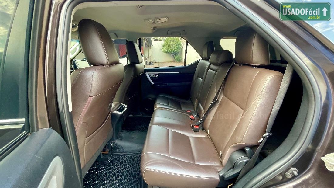 TOYOTA Hilux SW4 SRX 2.8 4x4 TDI Automático Diesel 2016/2016 — foto 9 de 9