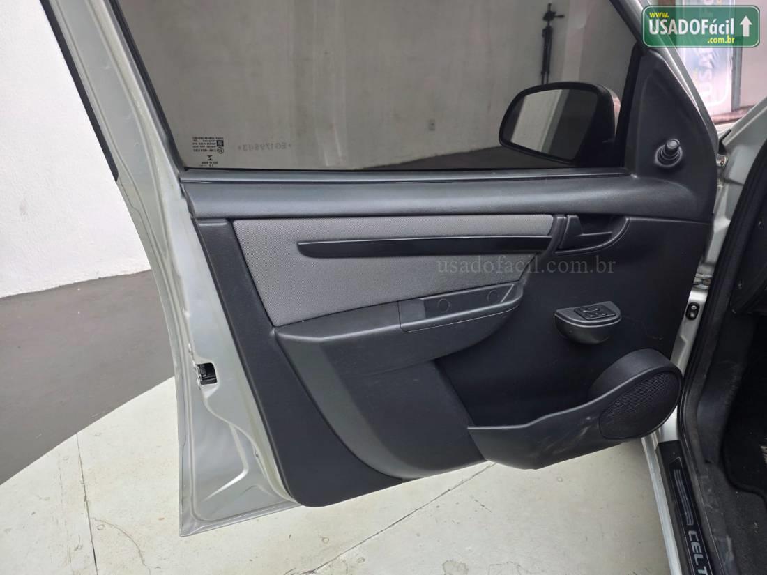 CHEVROLET/GM Celta LT 1.0 4P Flex Power 2013/2014 — foto 16 de 20