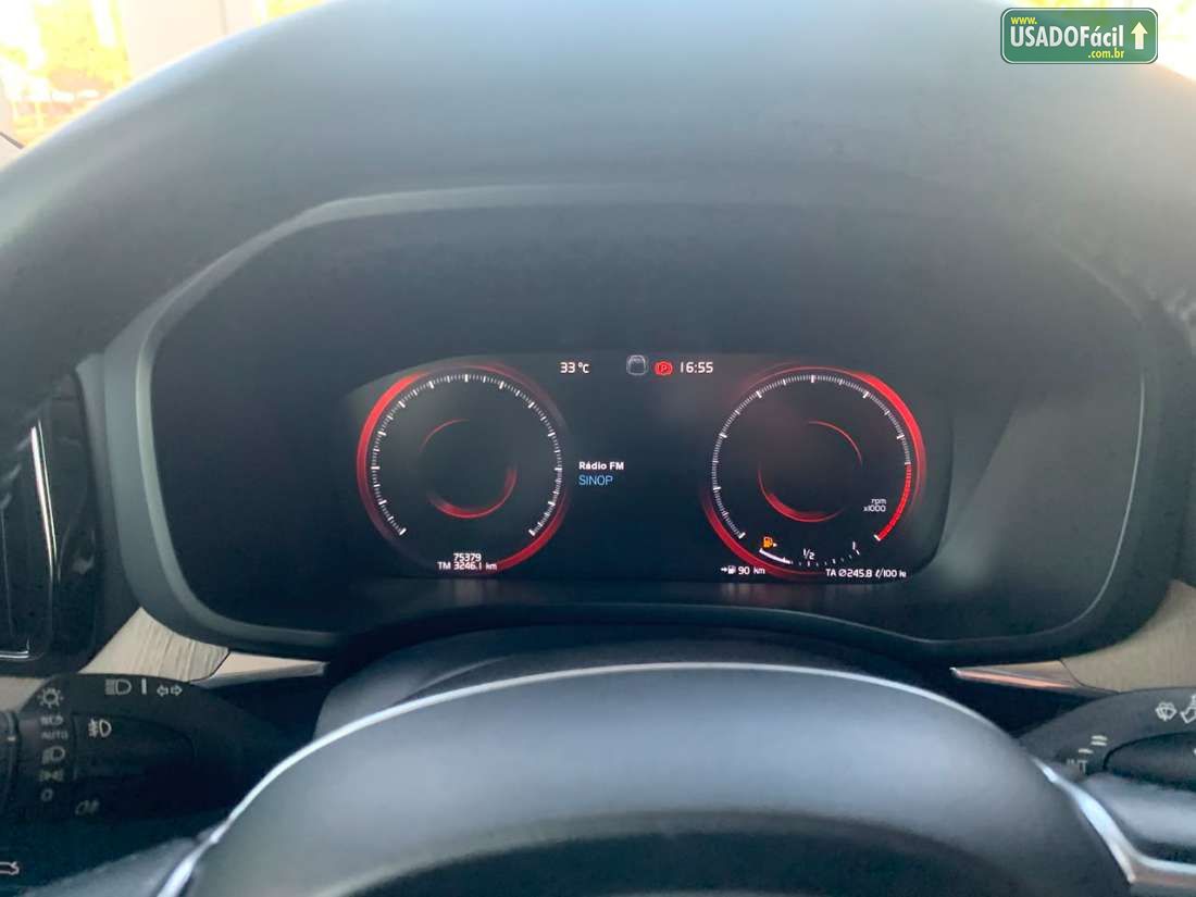 VOLVO Volvo XC 60 T-5 Inscription 2.0 AWD 5P 2018/2018 — foto 9 de 15