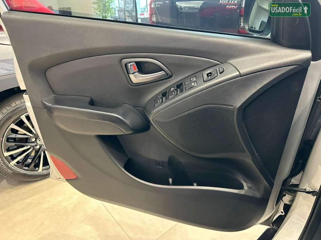 Hyundai IX35 GL 2.0 2WD Automático Flex 2017/2018 — foto 14 de 16