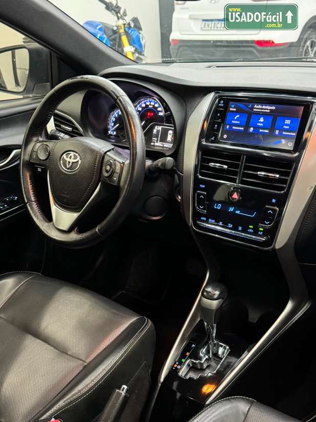 Toyota Yaris Hatch XLS Connect 1.5 Automático Flex 2019/2020 — foto 4 de 10