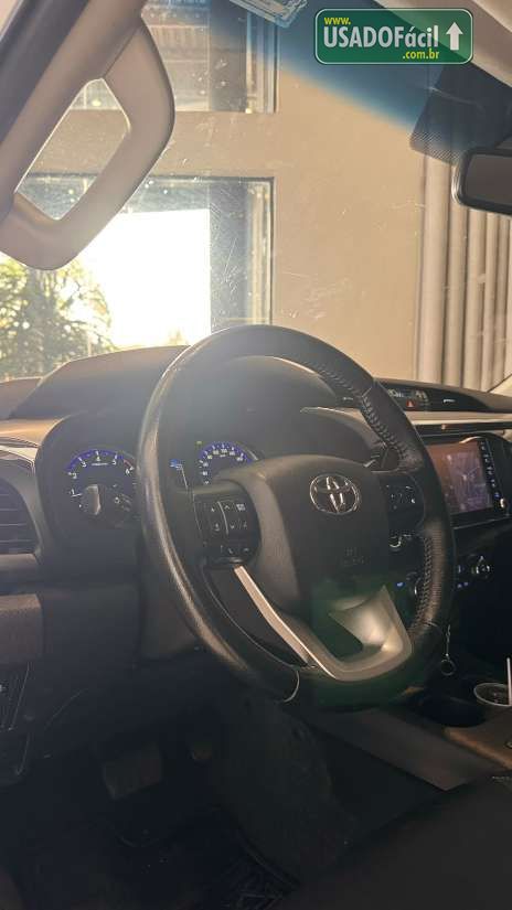 Toyota Hilux SRV CD 2.7 4x2 Automatico Flex 2020/2020 — foto 9 de 12