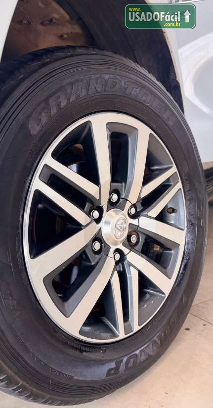 Toyota Hilux SRV CD 2.7 4x2 Automatico Flex 2020/2020 — foto 12 de 12