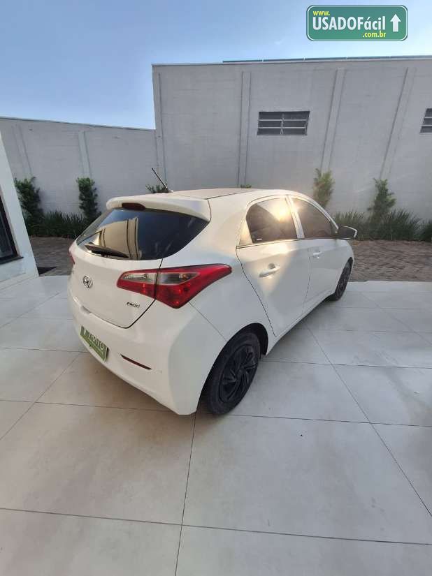 Hyundai HB20 Hatch Comfort Plus 1.0 Flex 2014/2014 — foto 4 de 14