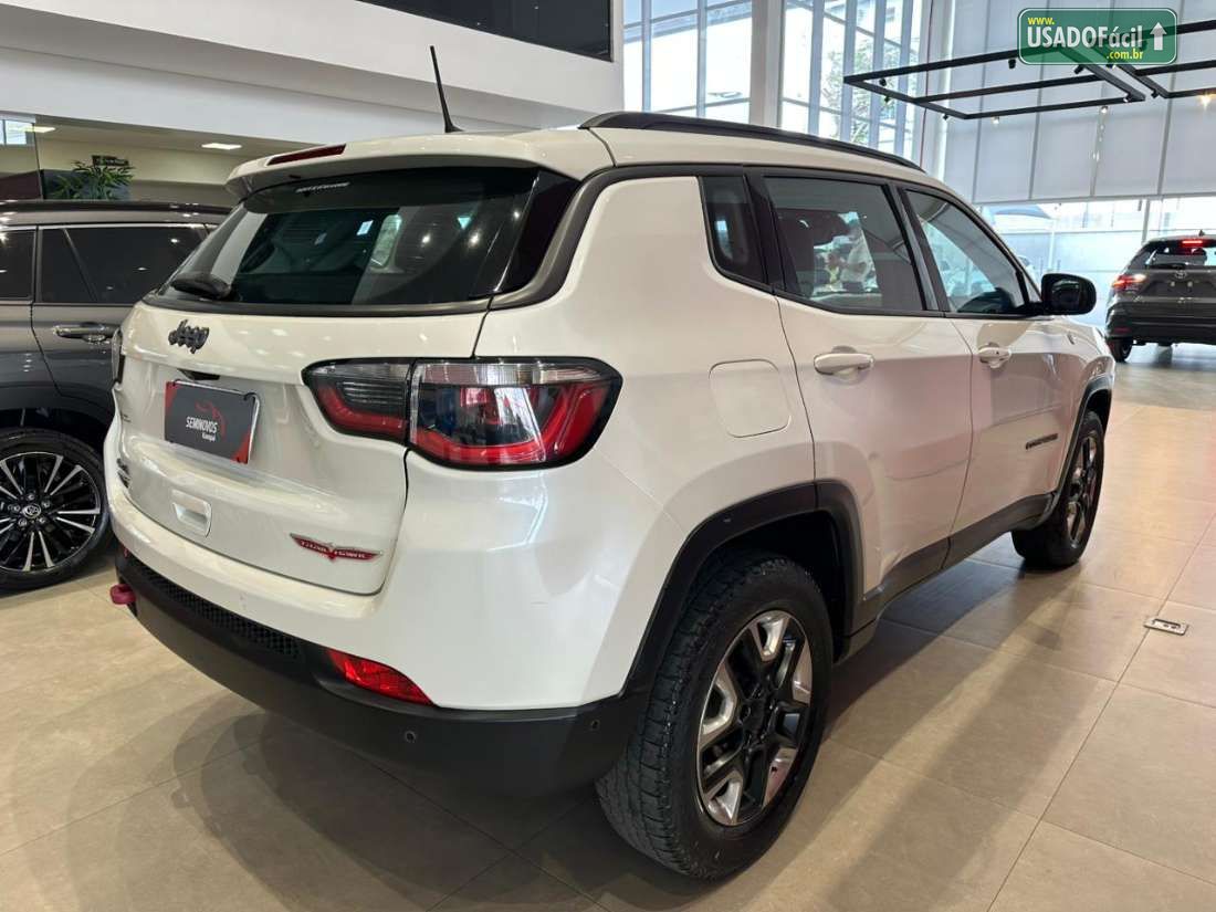 Jeep Compass Trailhawk 2.0 4x4 Automático Diesel 2017/2018 — foto 6 de 15