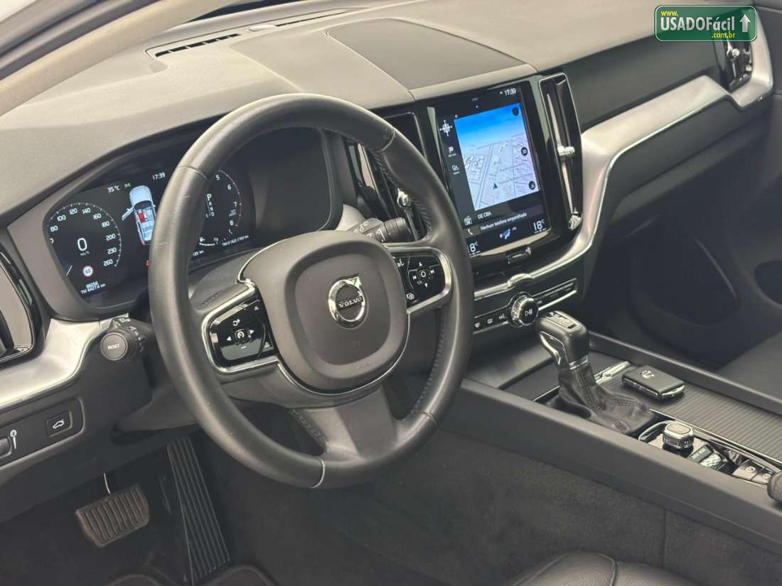 Volvo Volvo XC 60 T-5 Momentum 2.0 254cv AWD 5P 2019/2020 — foto 9 de 15