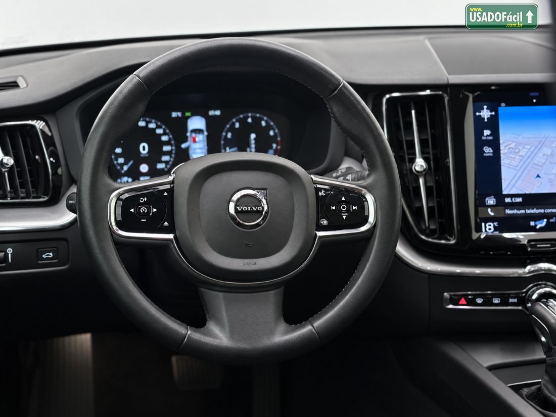 VOLVO Volvo XC 60 T-5 Momentum 2.0 254cv AWD 5P 2019/2020 — foto 9 de 12