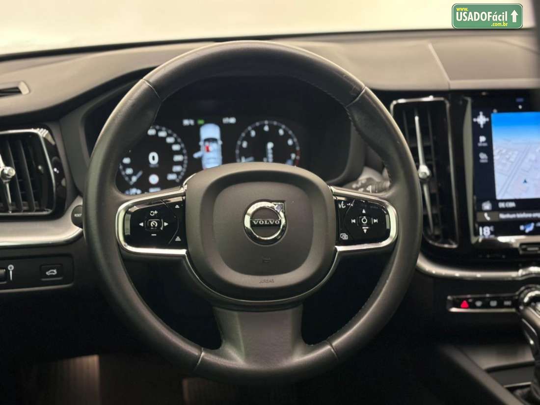 Volvo Volvo XC 60 T-5 Momentum 2.0 254cv AWD 5P 2019/2020 — foto 10 de 15