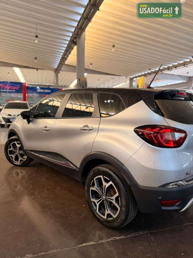 Renault Captur Iconic 1.3 Turbo Automático Flex 2021/2022 — foto 8 de 17