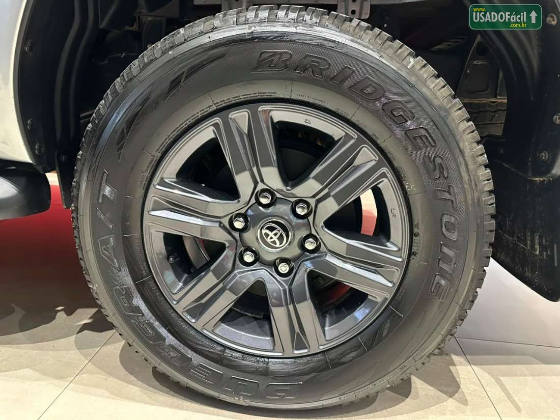 Toyota Hilux SR CD 2.8 4X4 TDI Automático Diesel 2025/2025 — foto 15 de 15