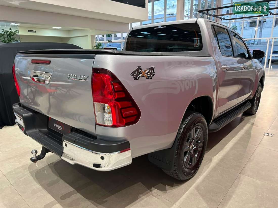 Toyota Hilux SR CD 2.8 4X4 TDI Automático Diesel 2025/2025 — foto 6 de 15