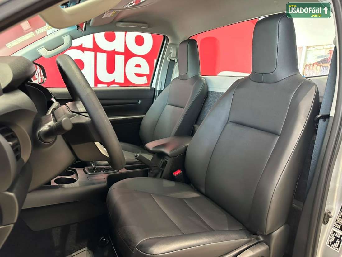 Toyota Hilux CS 4x4 2.8 TDI Automático Diesel 2025/2025 — foto 10 de 14