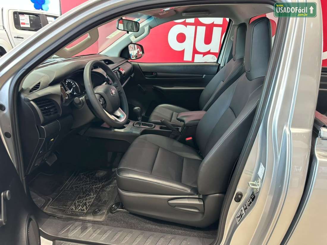 Toyota Hilux CS 4x4 2.8 TDI Automático Diesel 2025/2025 — foto 8 de 14