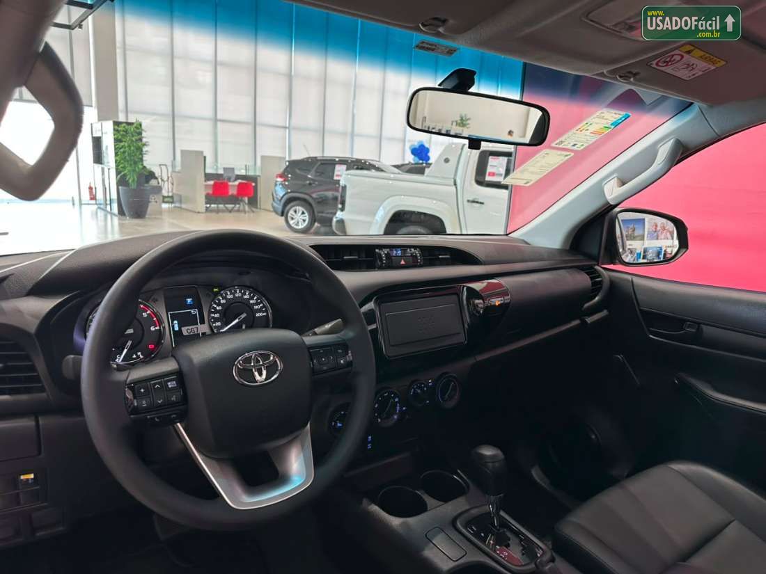 Toyota Hilux CS 4x4 2.8 TDI Automático Diesel 2025/2025 — foto 9 de 14