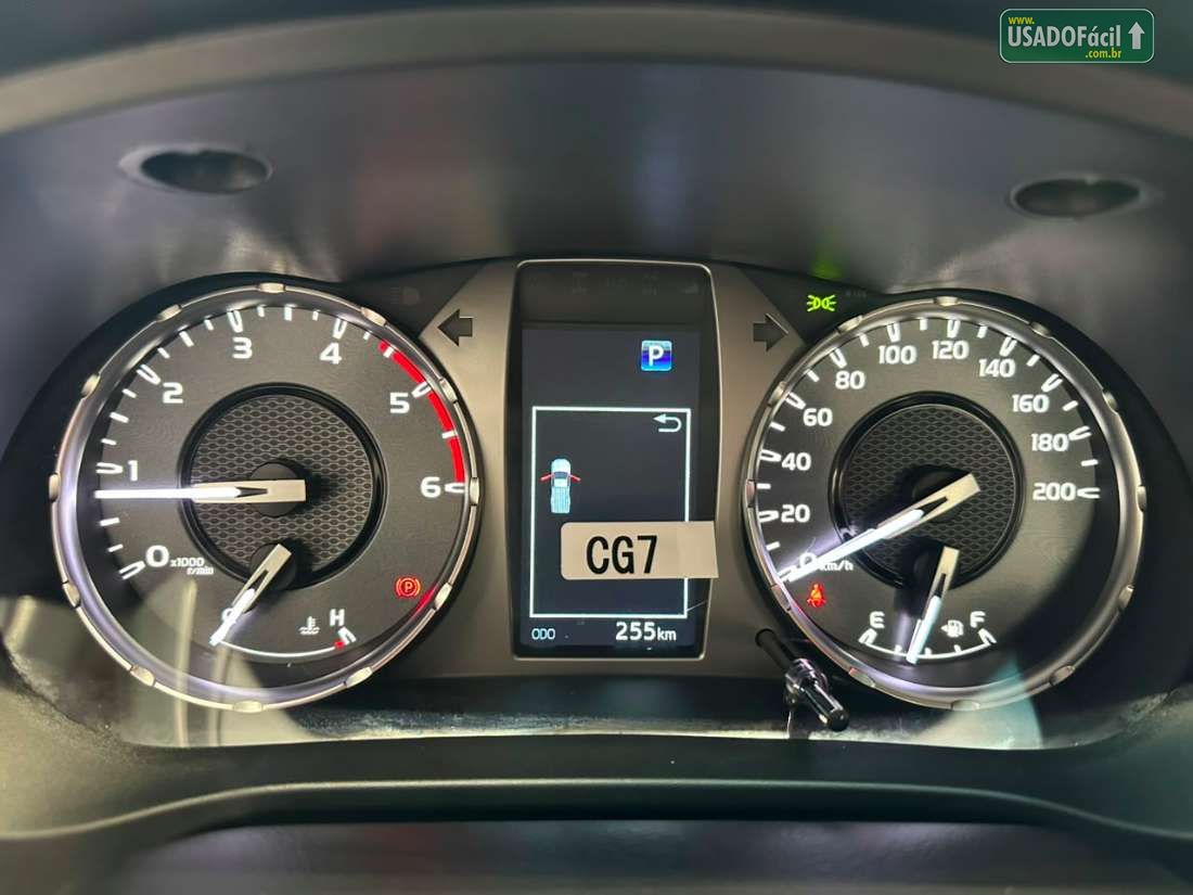 Toyota Hilux CS 4x4 2.8 TDI Automático Diesel 2025/2025 — foto 7 de 14