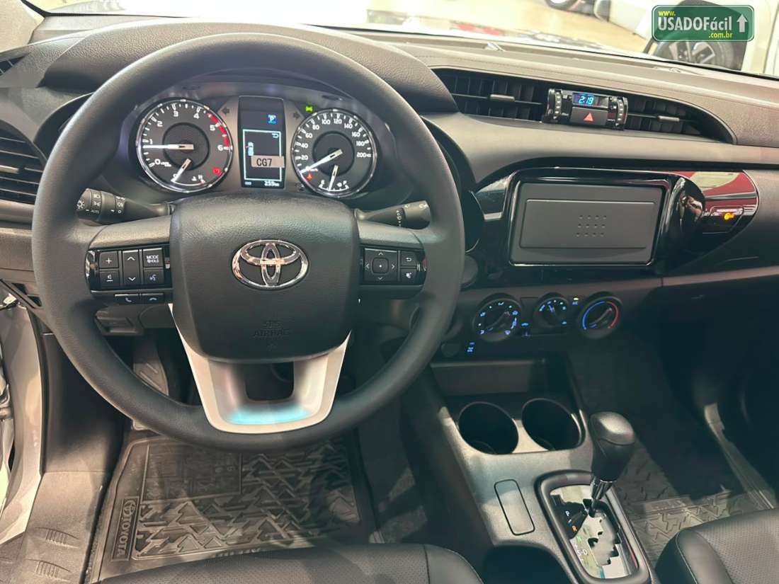 Toyota Hilux CS 4x4 2.8 TDI Automático Diesel 2025/2025 — foto 11 de 14