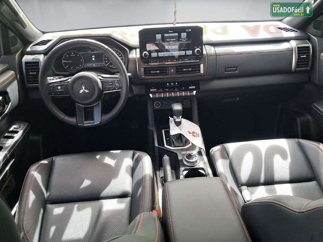 Mitsubishi l200 TRITON 2.4 BITURBO DIESEL CD HPE 4X4 AUTOMÁTICO 2025/2026 — foto 5 de 8