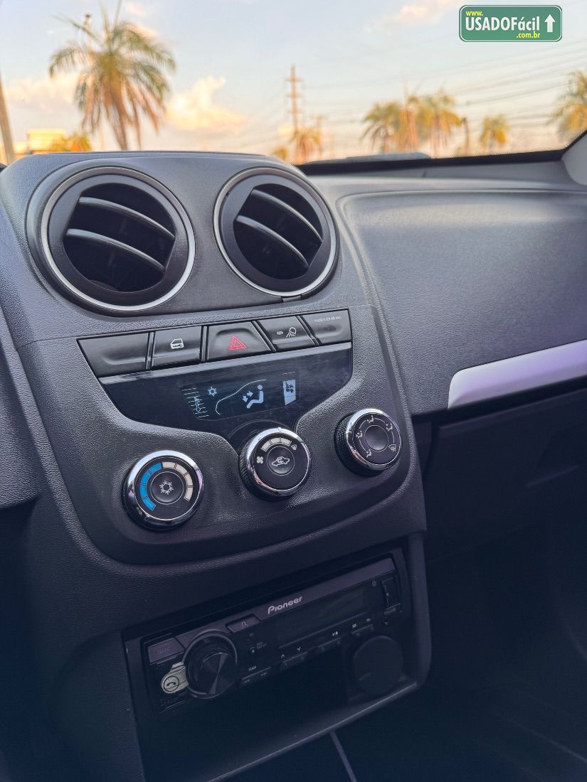 CHEVROLET/GM Montana LS 1.4 EconoFlex 2014/2015 — foto 16 de 23