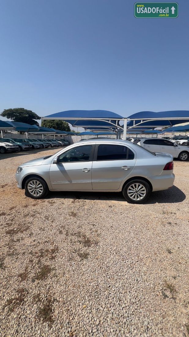 Volkswagen Voyage Comfortline 1.0 Total Flex 2015/2015 — foto 2 de 11