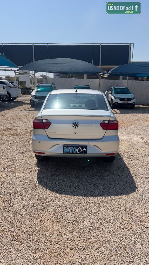 Volkswagen Voyage Comfortline 1.0 Total Flex 2015/2015 — foto 4 de 11