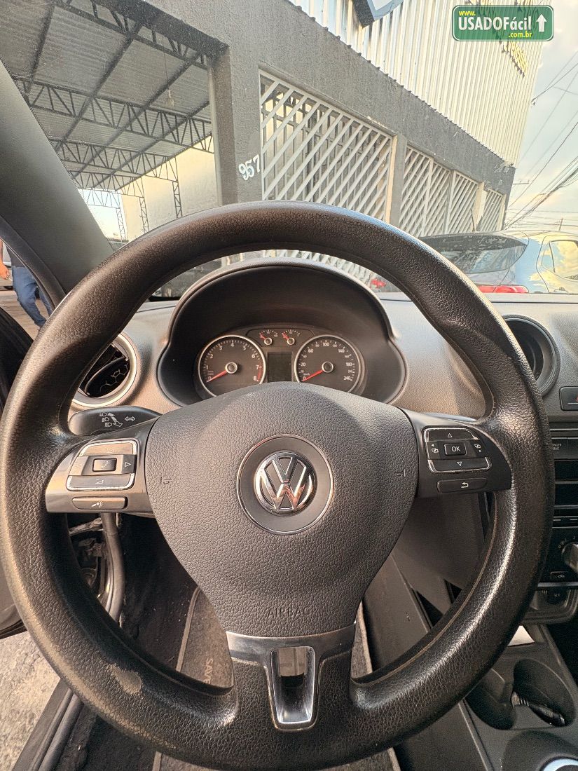 Volkswagen Saveiro Cross CE 1.6 Total Flex 2013/2014 — foto 4 de 8