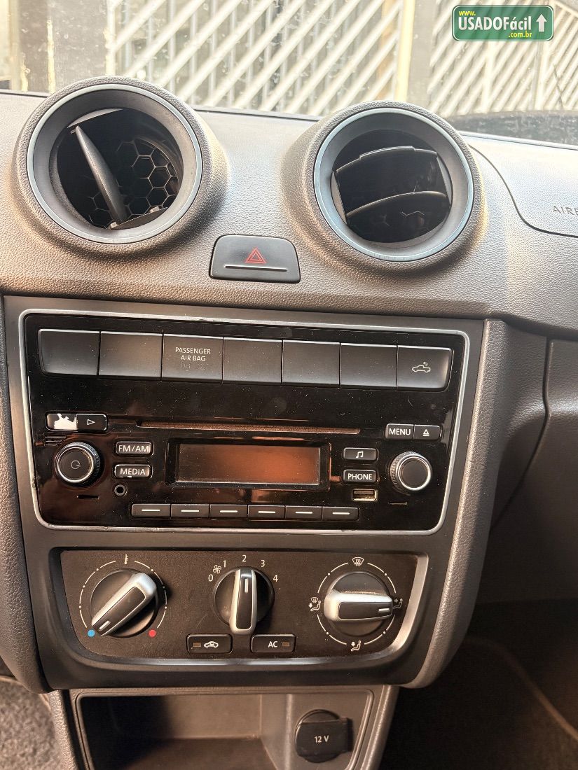 Volkswagen Saveiro Cross CE 1.6 Total Flex 2013/2014 — foto 6 de 8