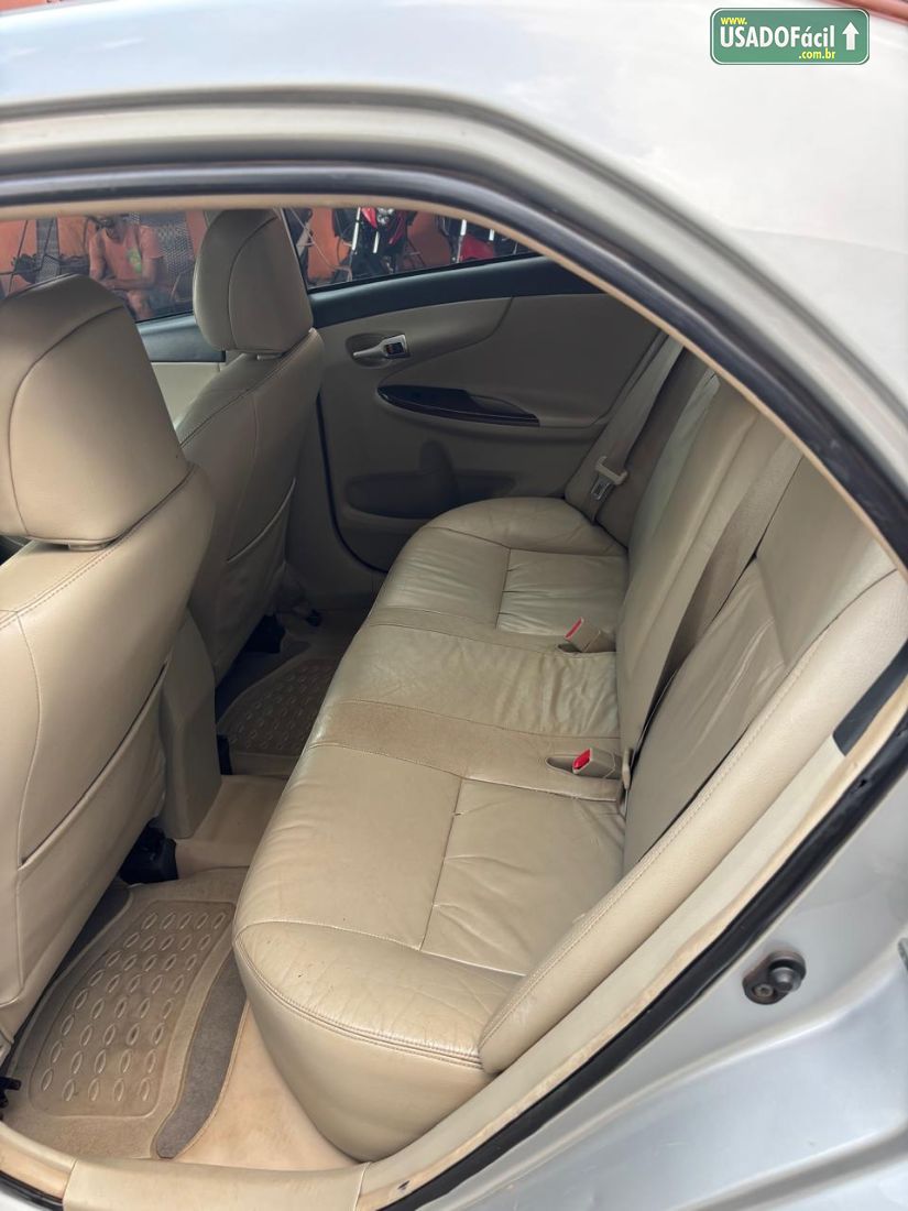 Toyota Corolla Altis 2.0 Automático Flex 2013/2014 — foto 10 de 12