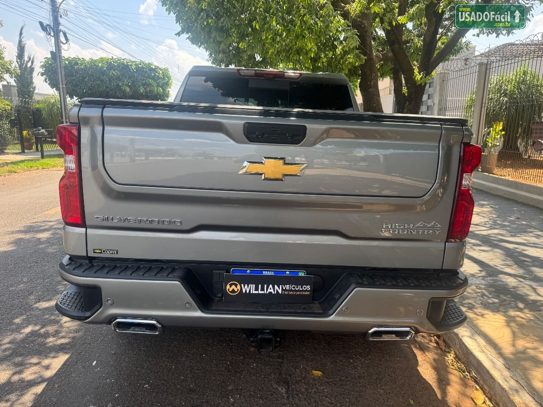 CHEVROLET/GM Silverado High Country 5.3 V8 AWD Automático 2024/2025 — foto 19 de 30
